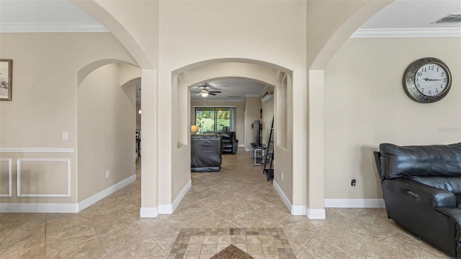 1950 VIA LAGO DR, LAKELAND, FL, 33810