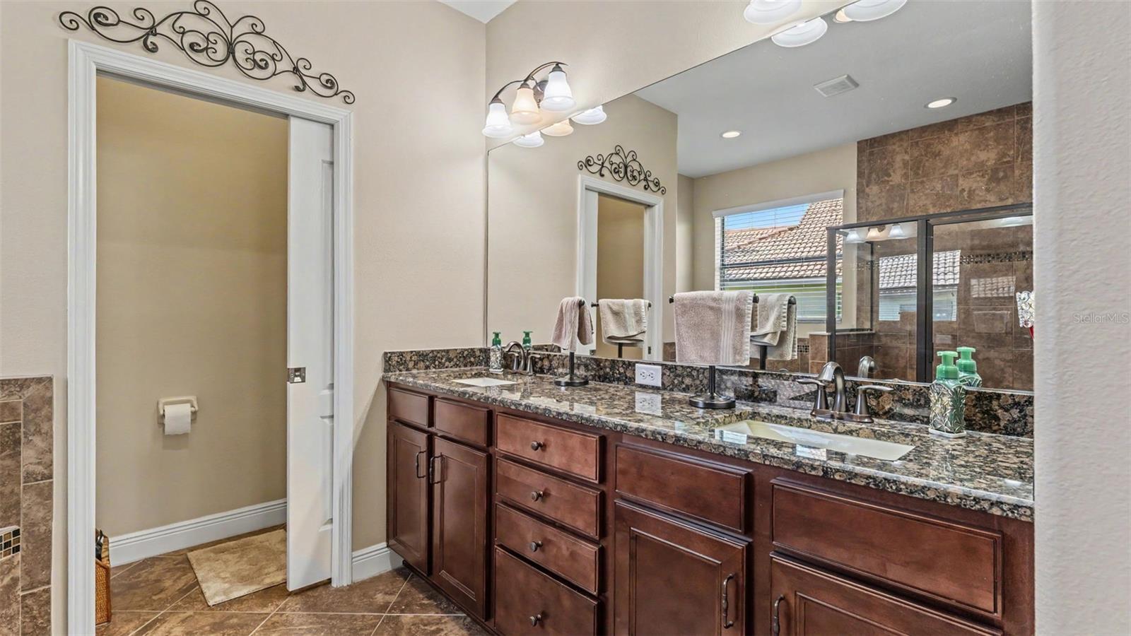 1950 VIA LAGO DR, LAKELAND, FL, 33810