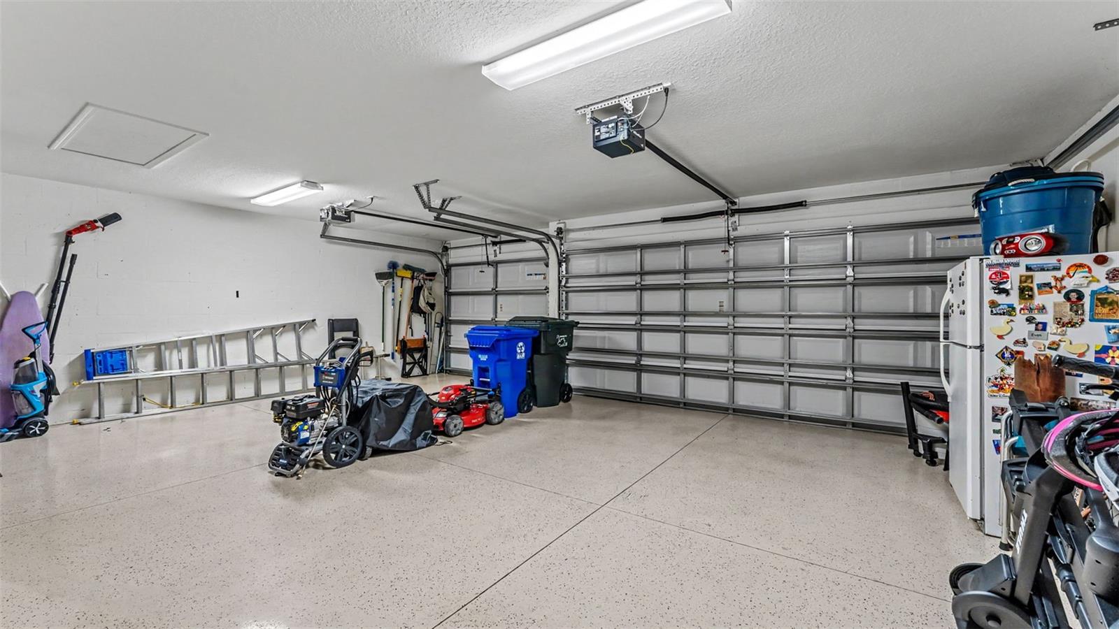 1950 VIA LAGO DR, LAKELAND, FL, 33810