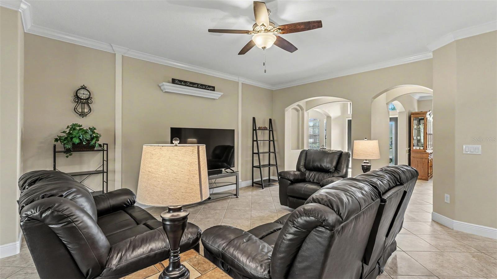 1950 VIA LAGO DR, LAKELAND, FL, 33810
