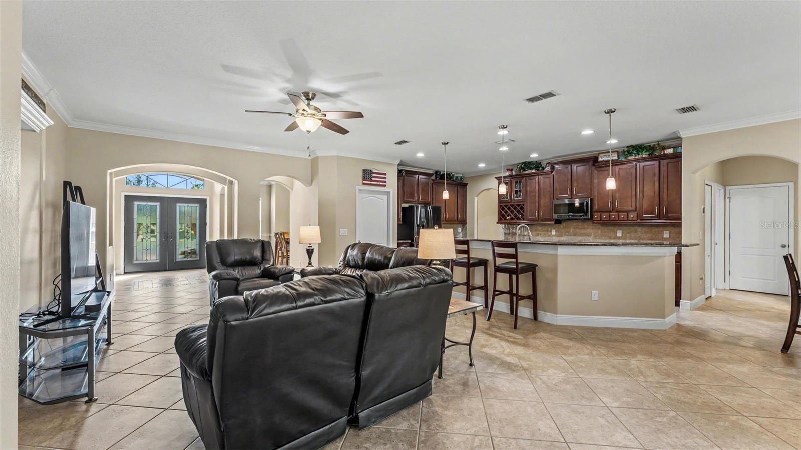 1950 VIA LAGO DR, LAKELAND, FL, 33810