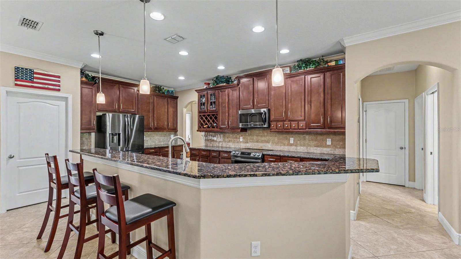 1950 VIA LAGO DR, LAKELAND, FL, 33810