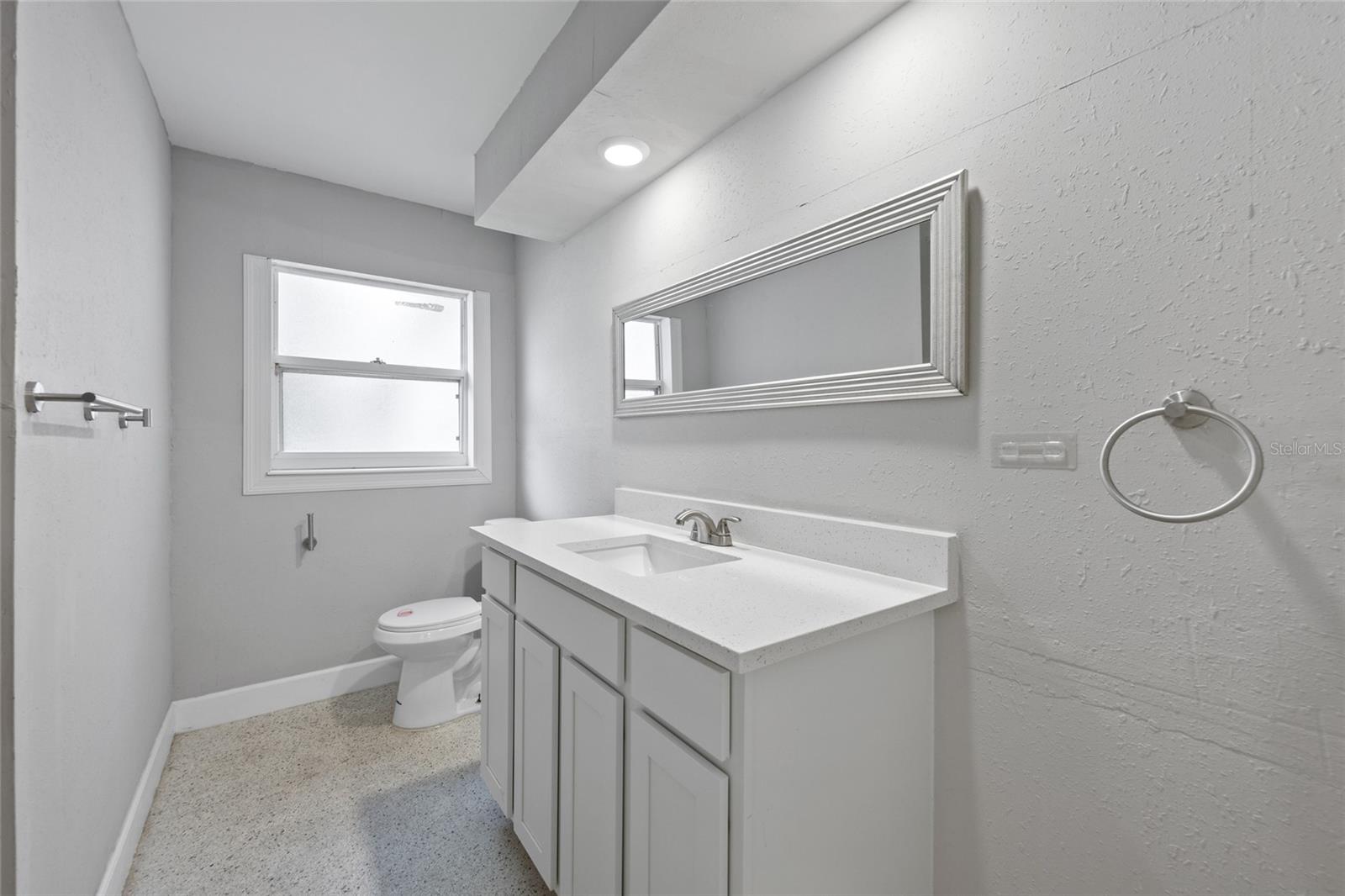 409 DEBRA DR, BRANDON, FL, 33510