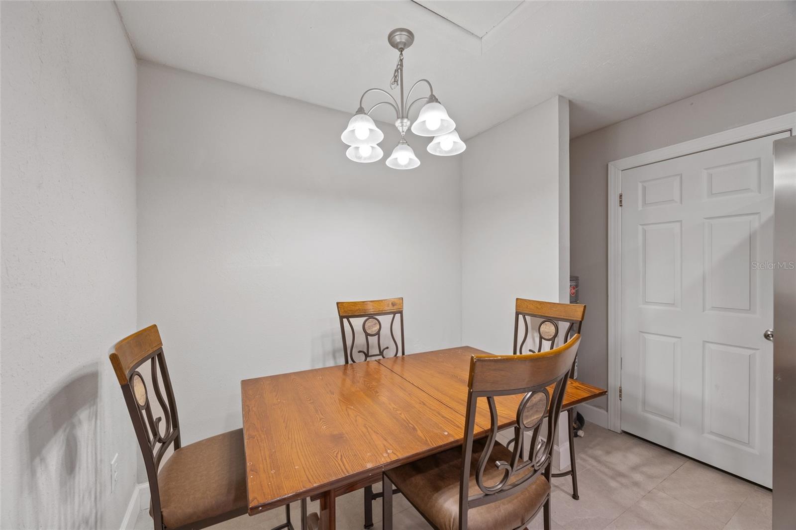 409 DEBRA DR, BRANDON, FL, 33510