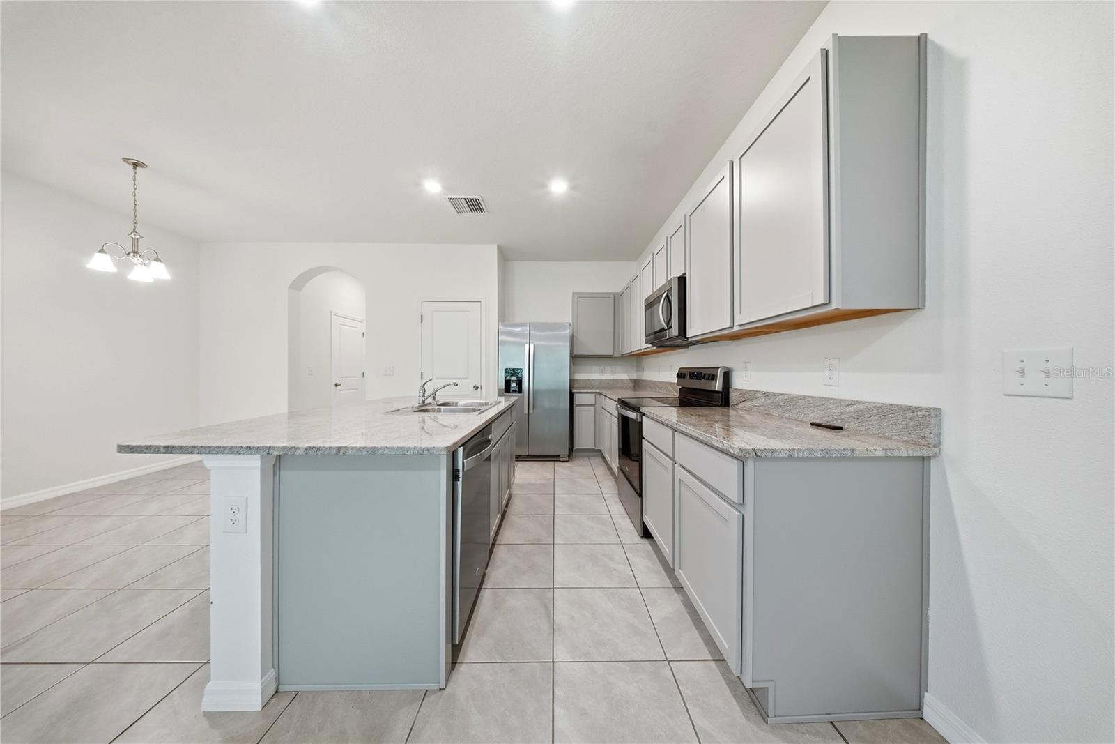 1574 HUBBELL RD, WESLEY CHAPEL, FL, 33543
