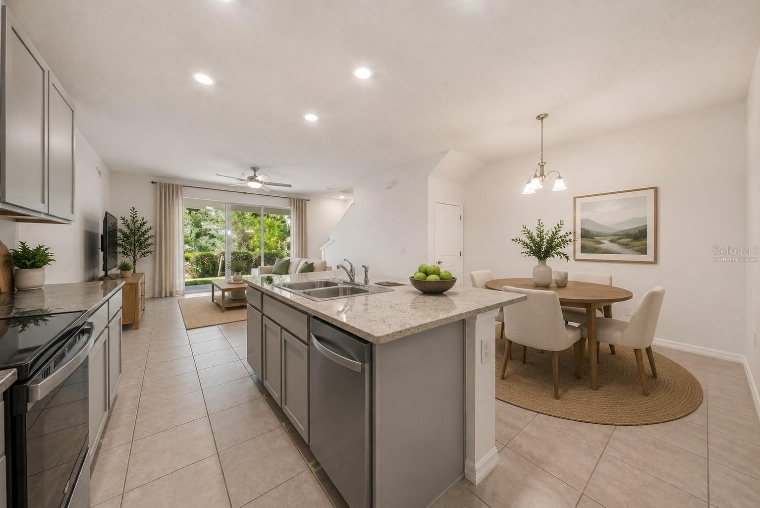 1574 HUBBELL RD, WESLEY CHAPEL, FL, 33543