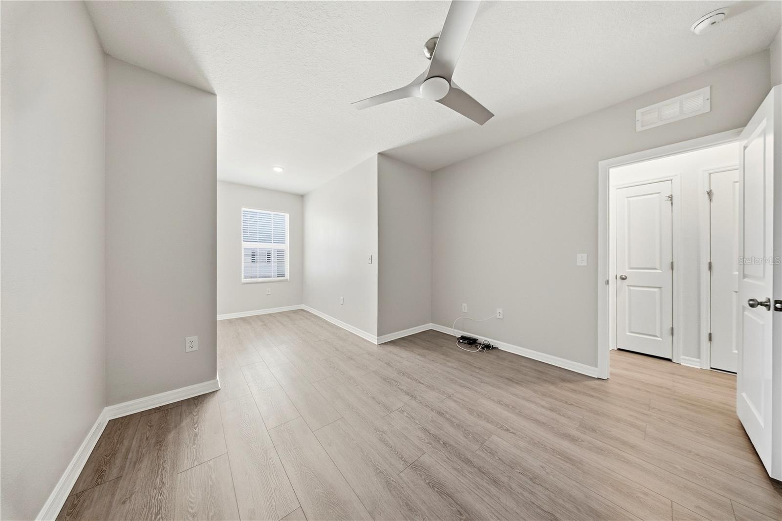 1574 HUBBELL RD, WESLEY CHAPEL, FL, 33543