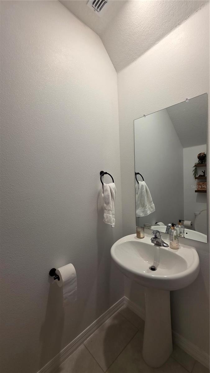 36352 WELL HILL WAY, ZEPHYRHILLS, FL, 33541