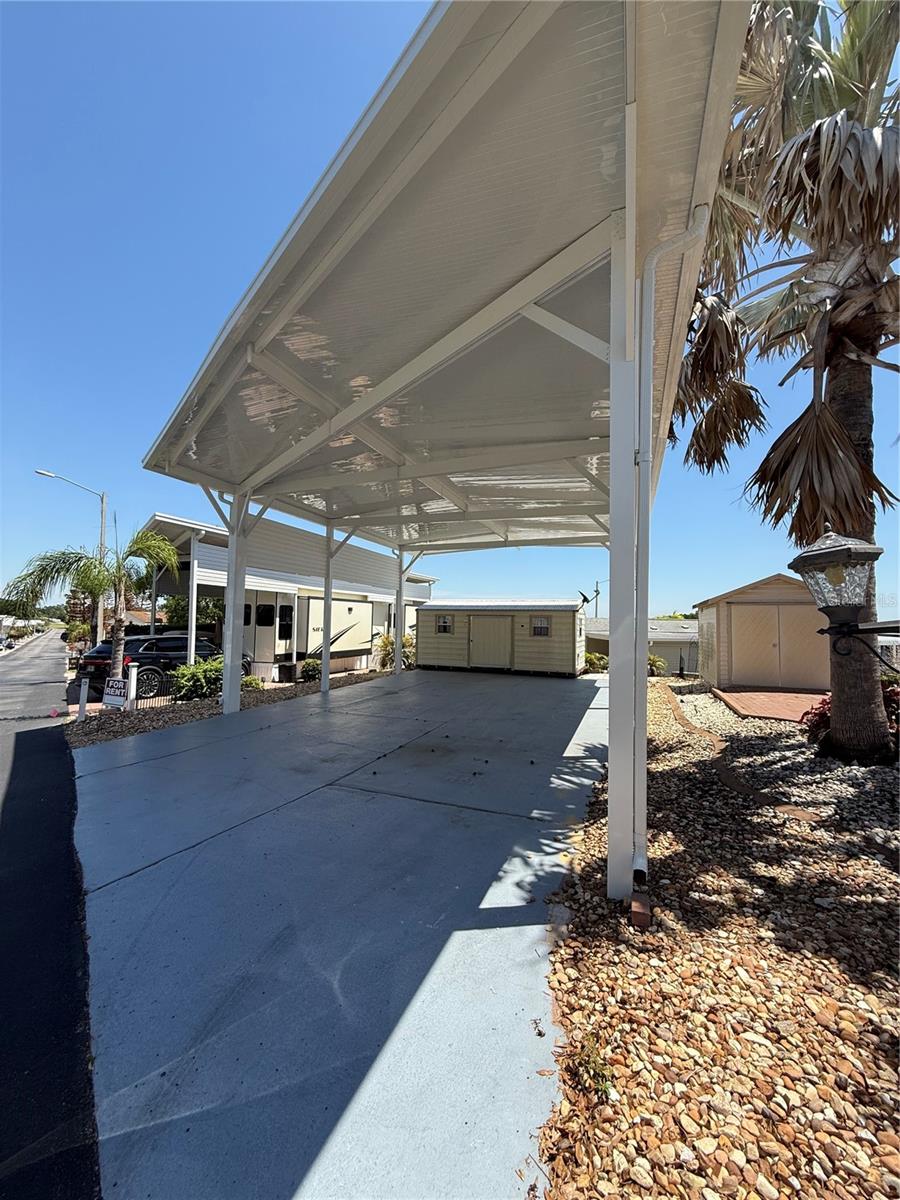 319 BROKEN WOODS BLVD, DAVENPORT, FL, 33837