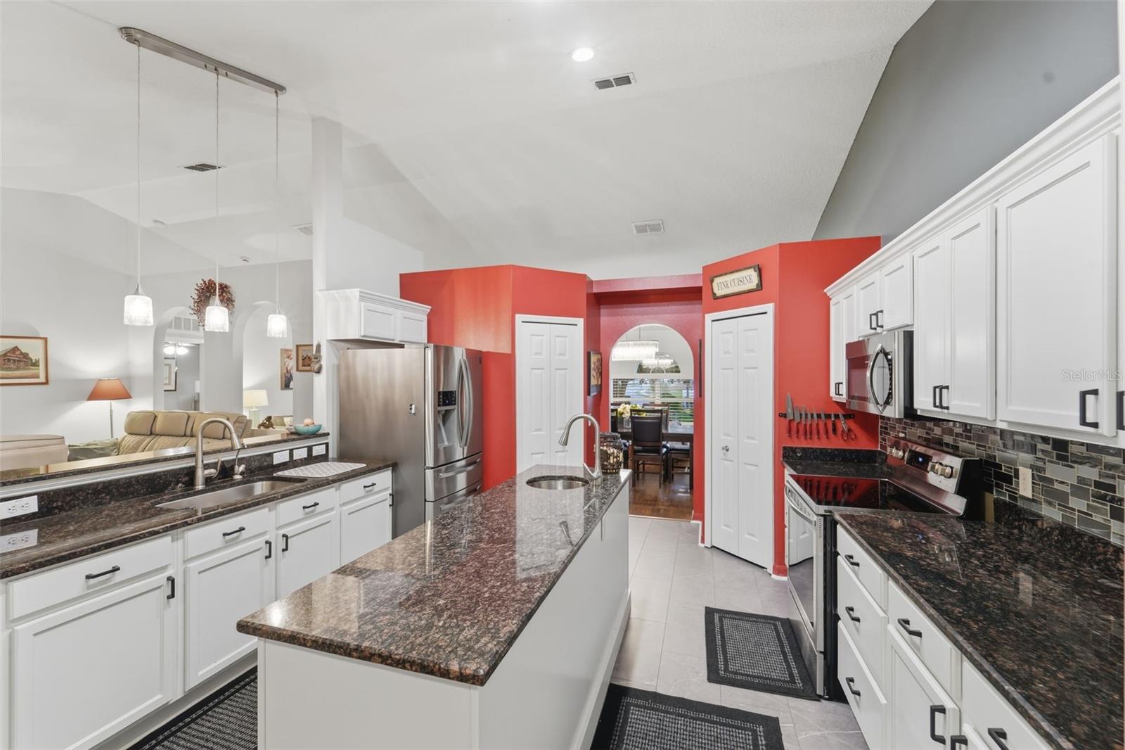 983 CASCADES PARK TRL, DELAND, FL, 32720