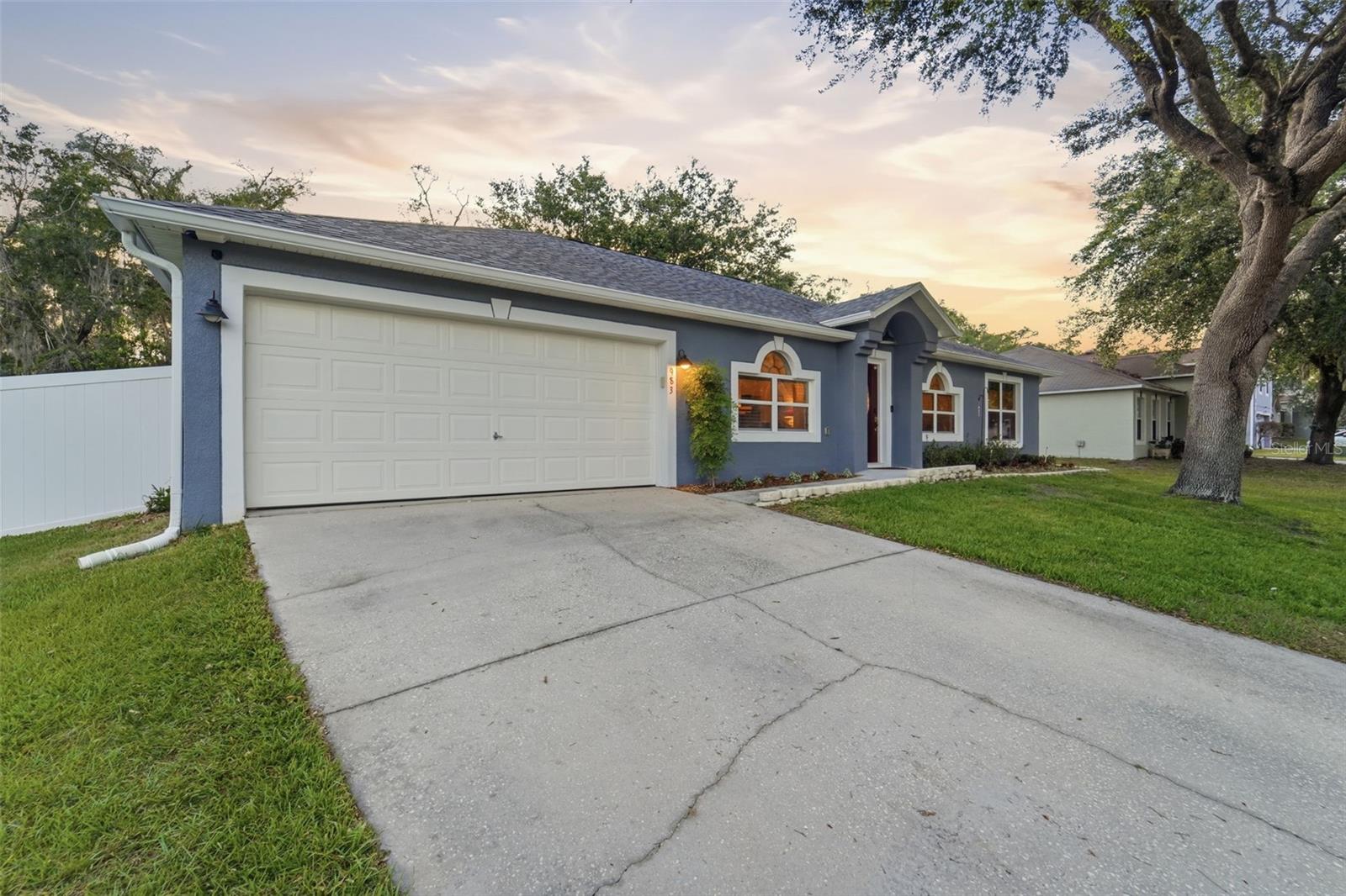 983 CASCADES PARK TRL, DELAND, FL, 32720