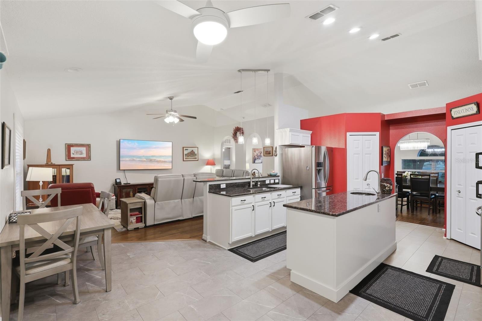 983 CASCADES PARK TRL, DELAND, FL, 32720