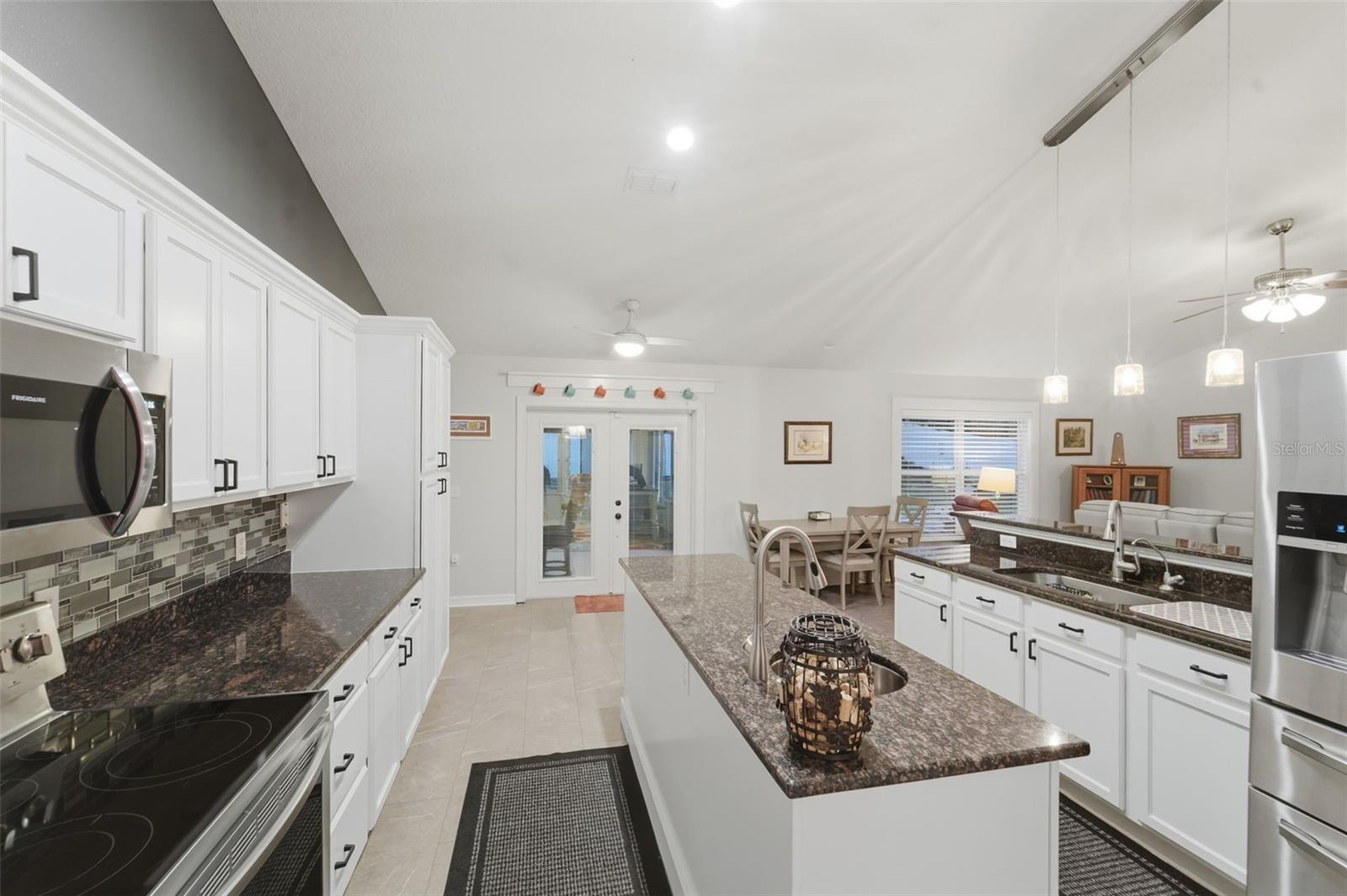 983 CASCADES PARK TRL, DELAND, FL, 32720