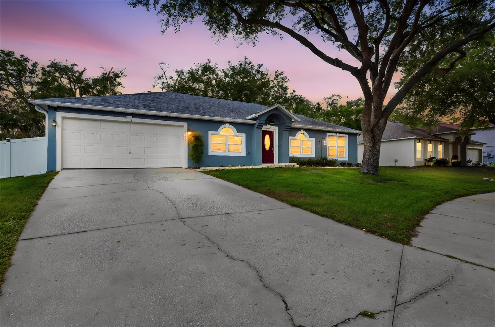 983 CASCADES PARK TRL, DELAND, FL, 32720