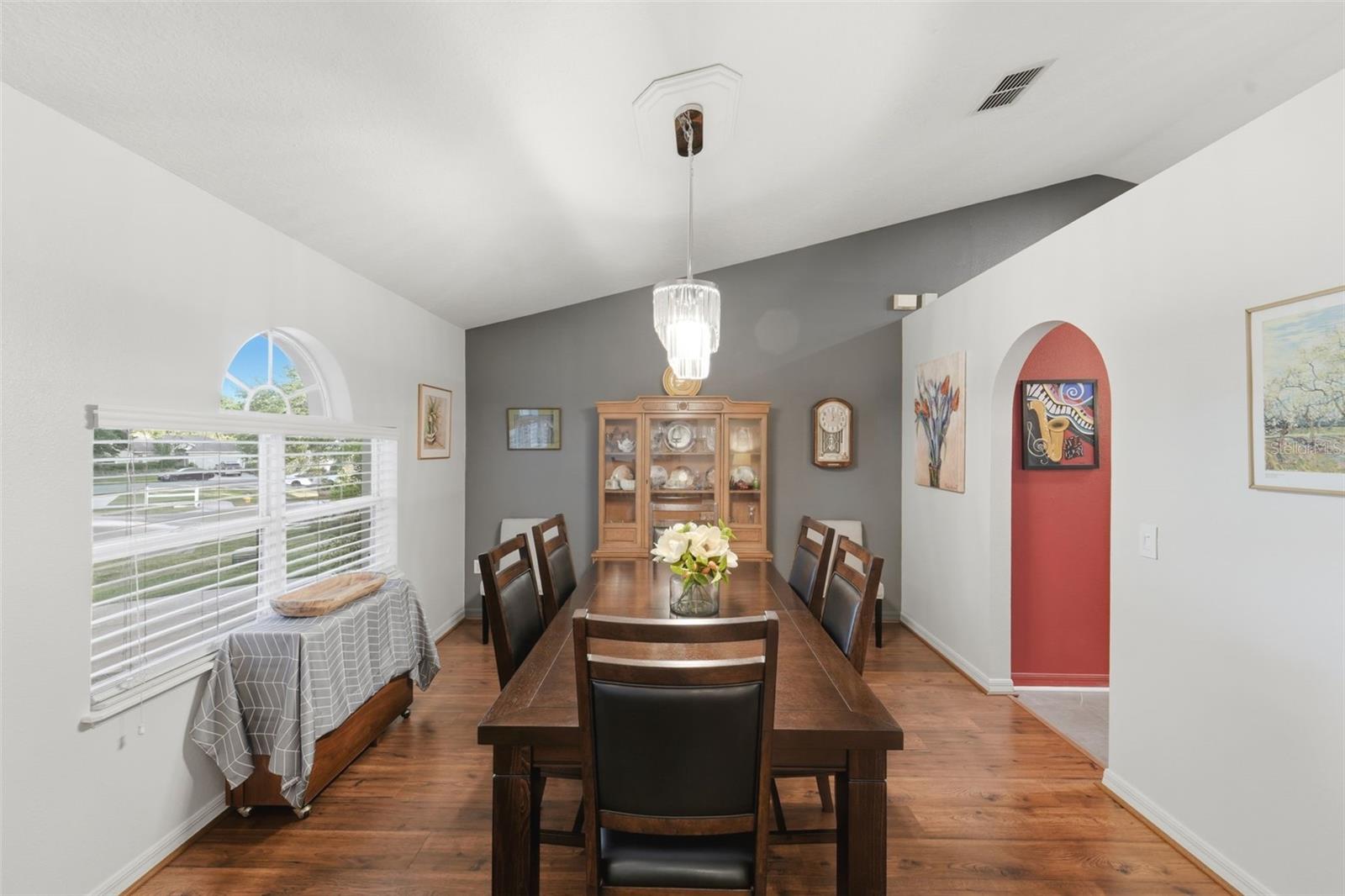 983 CASCADES PARK TRL, DELAND, FL, 32720