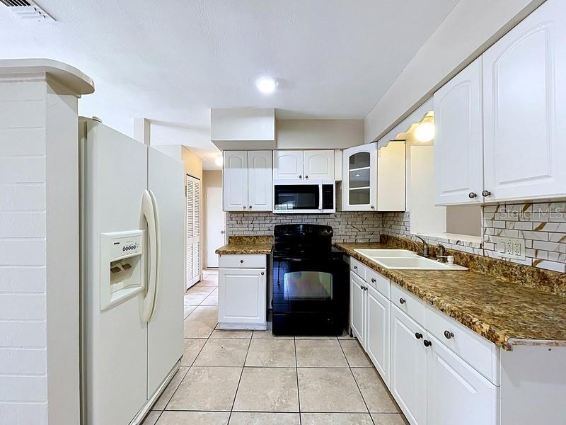 7018 54TH AVE N, ST PETERSBURG, FL, 33709