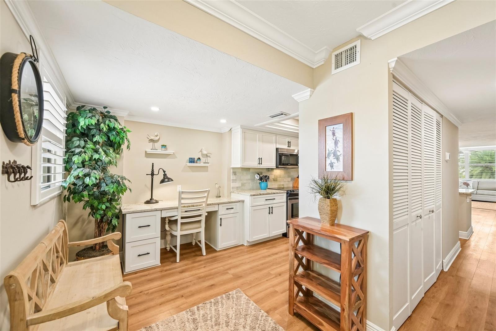5760 MIDNIGHT PASS RD ##209D, SARASOTA, FL, 34242