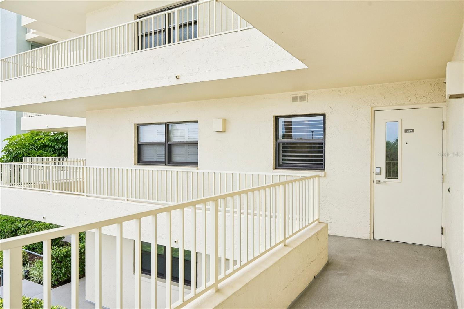 5760 MIDNIGHT PASS RD ##209D, SARASOTA, FL, 34242