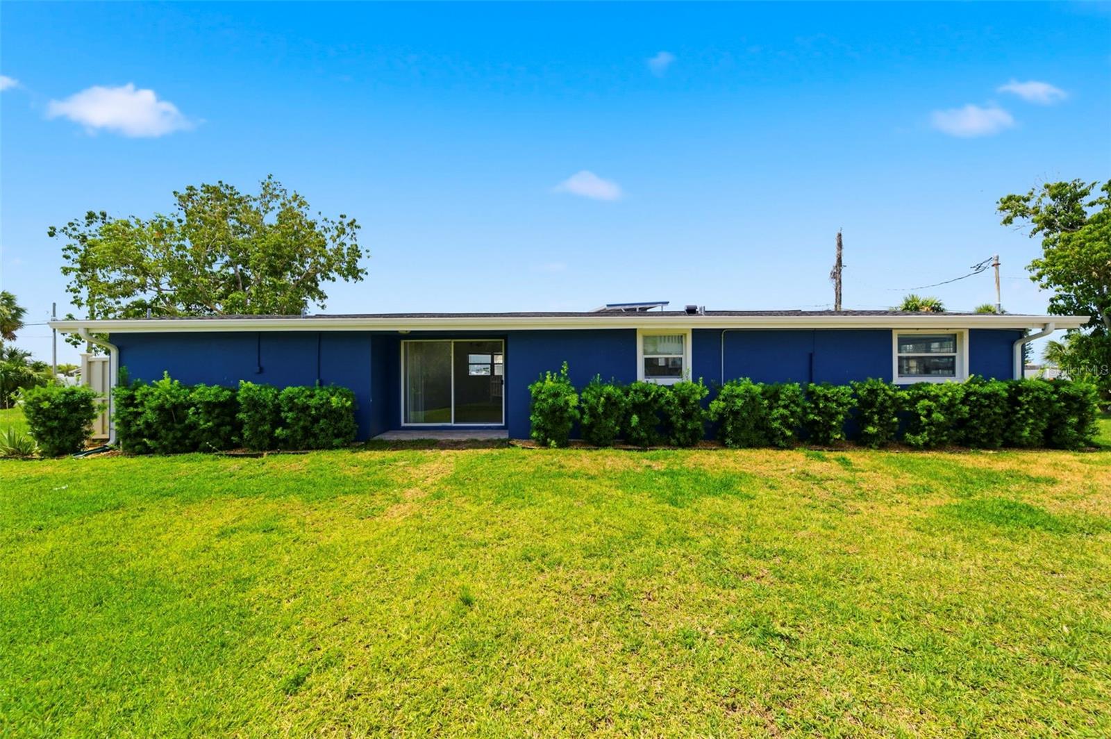 3325 W SHELL POINT RD, RUSKIN, FL, 33570