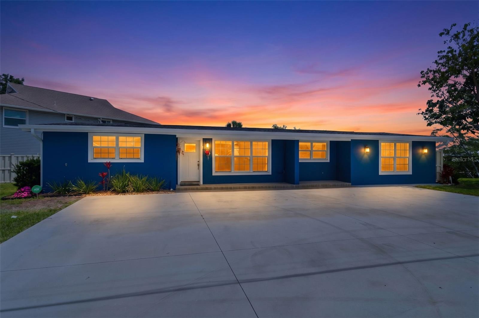 3325 W SHELL POINT RD, RUSKIN, FL, 33570