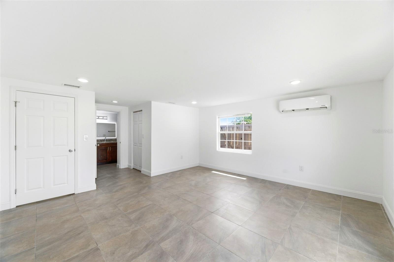 3325 W SHELL POINT RD, RUSKIN, FL, 33570