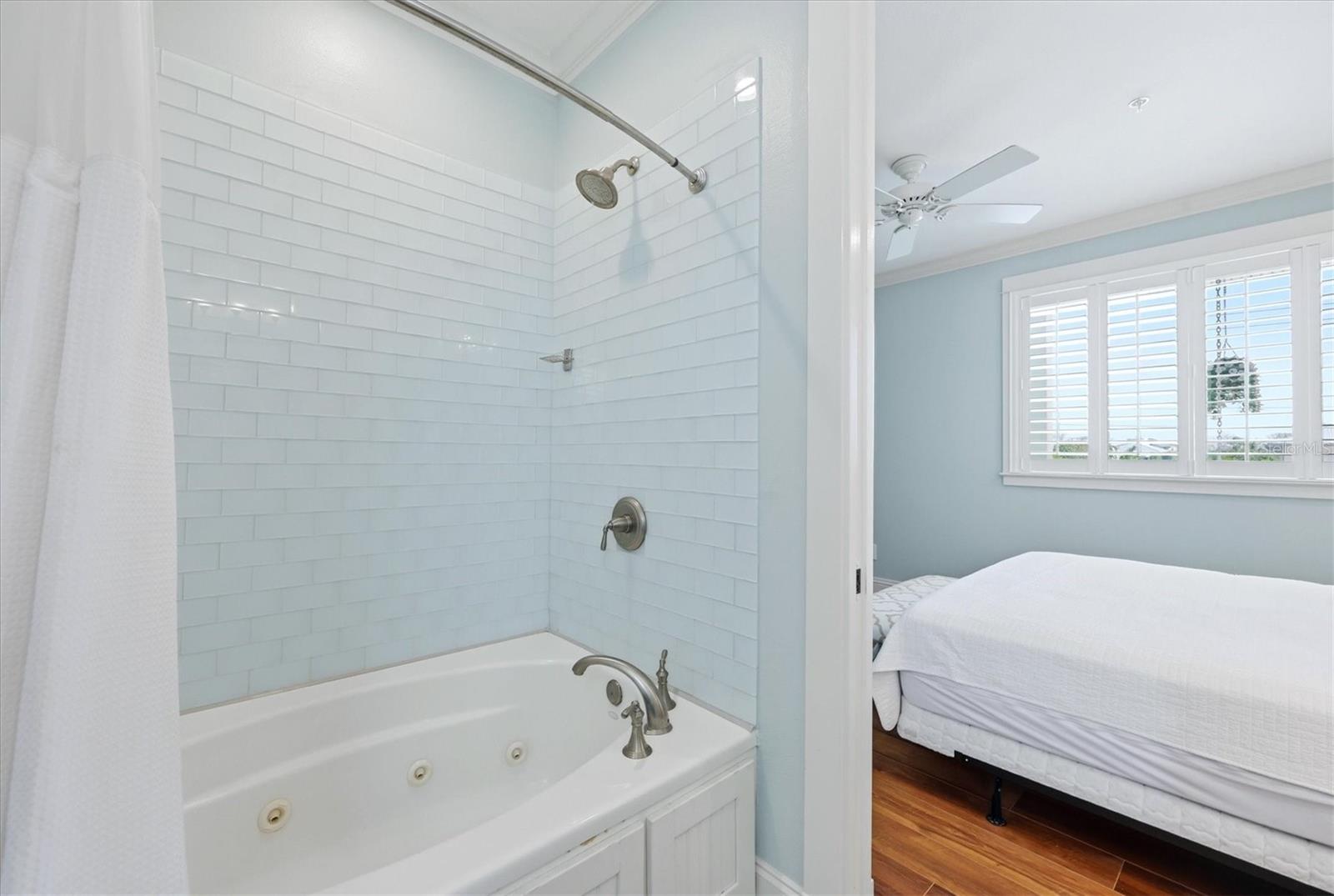 81 N GULF BLVD, PLACIDA, FL, 33946