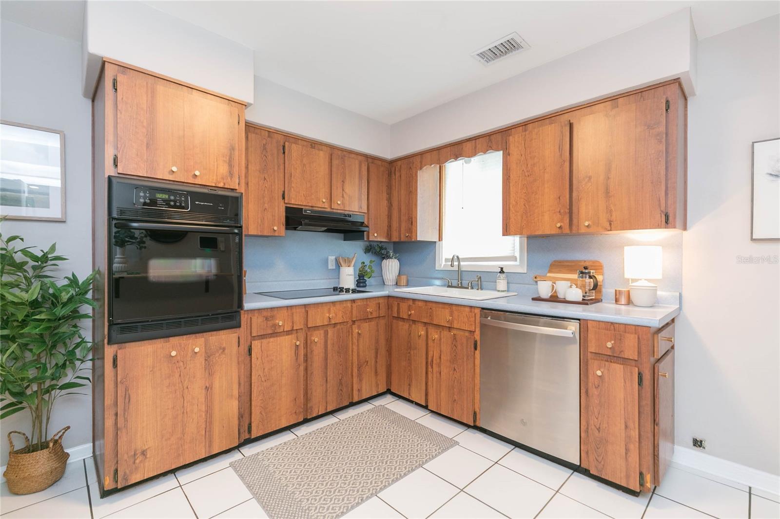 1219 E FLORA ST, TAMPA, FL, 33604