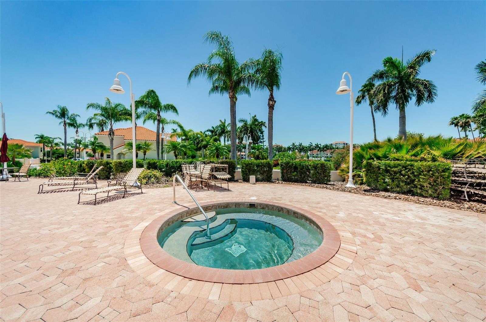 6181 BAHIA DEL MAR BLVD #112, ST PETERSBURG, FL, 33715