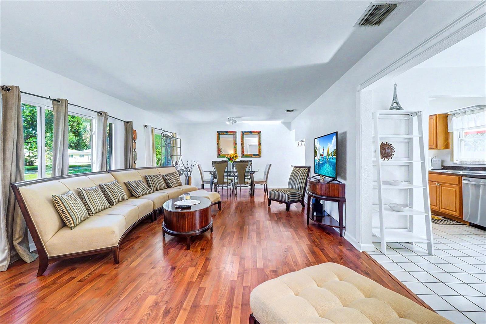 209 S AURORA AVE, CLEARWATER, FL, 33765