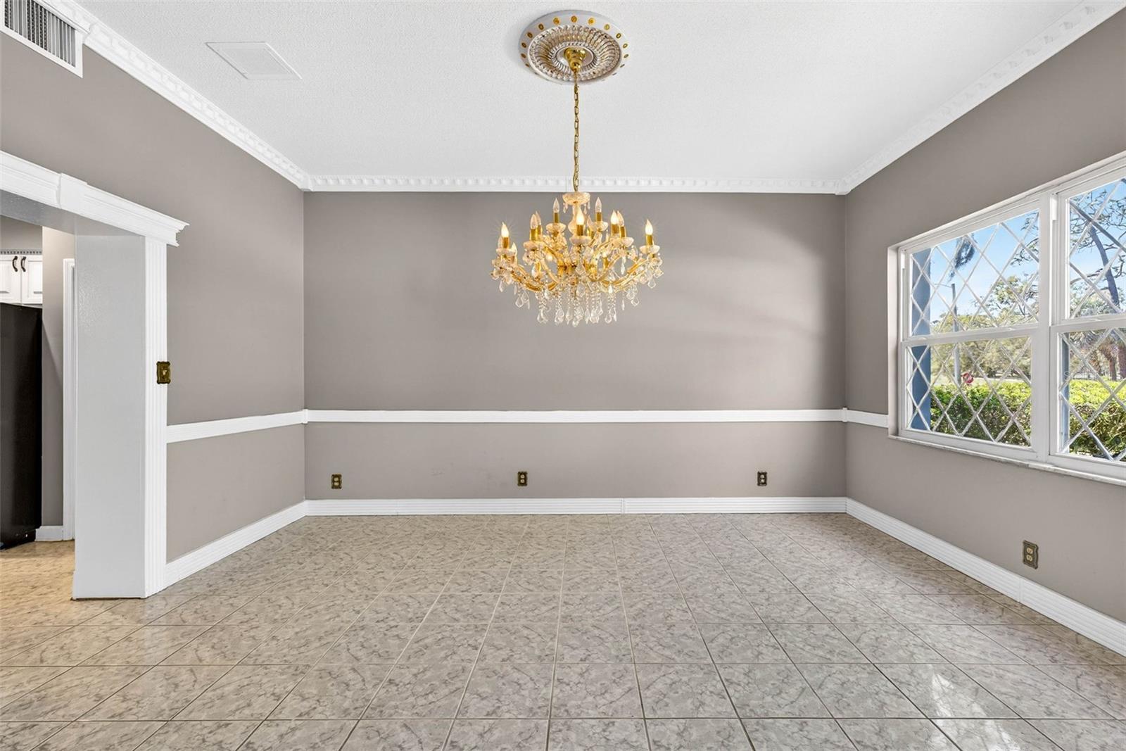 305 BANNOCKBURN AVE, TEMPLE TERRACE, FL, 33617