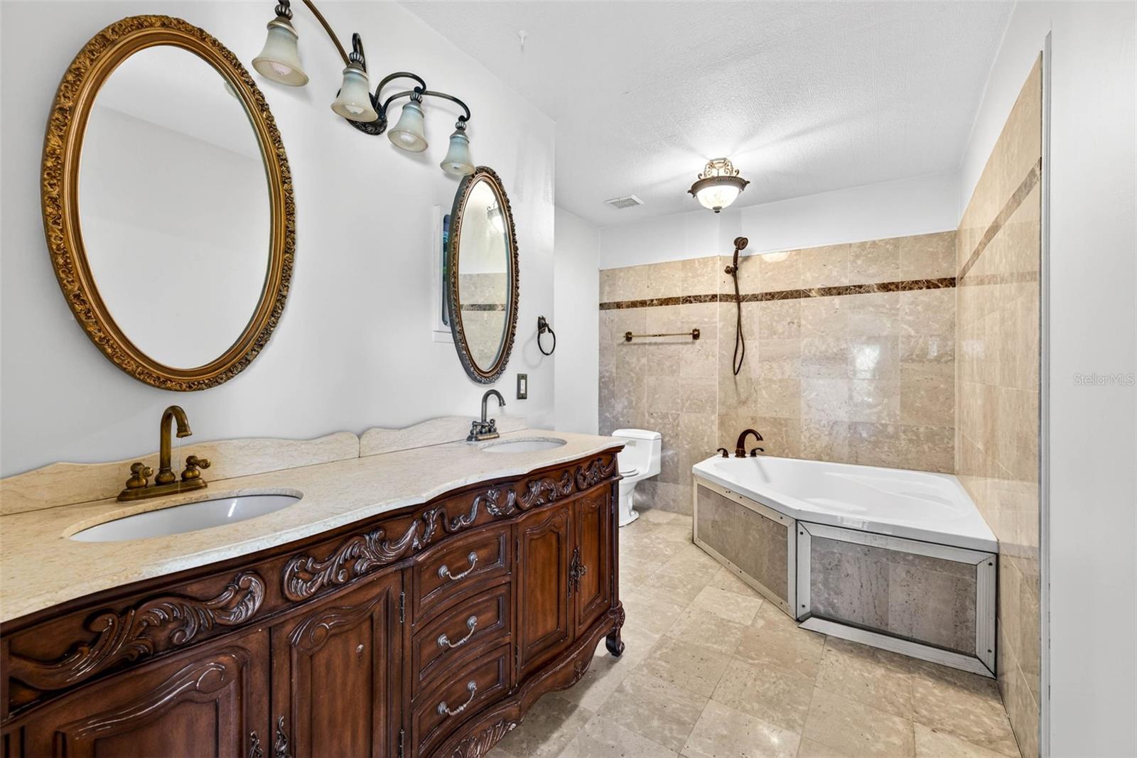 305 BANNOCKBURN AVE, TEMPLE TERRACE, FL, 33617
