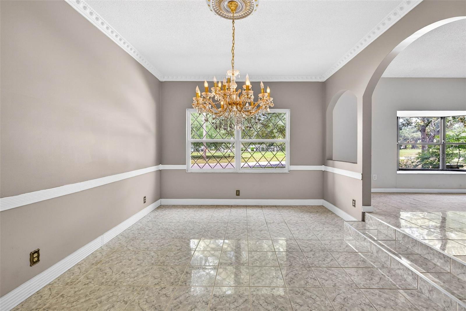 305 BANNOCKBURN AVE, TEMPLE TERRACE, FL, 33617