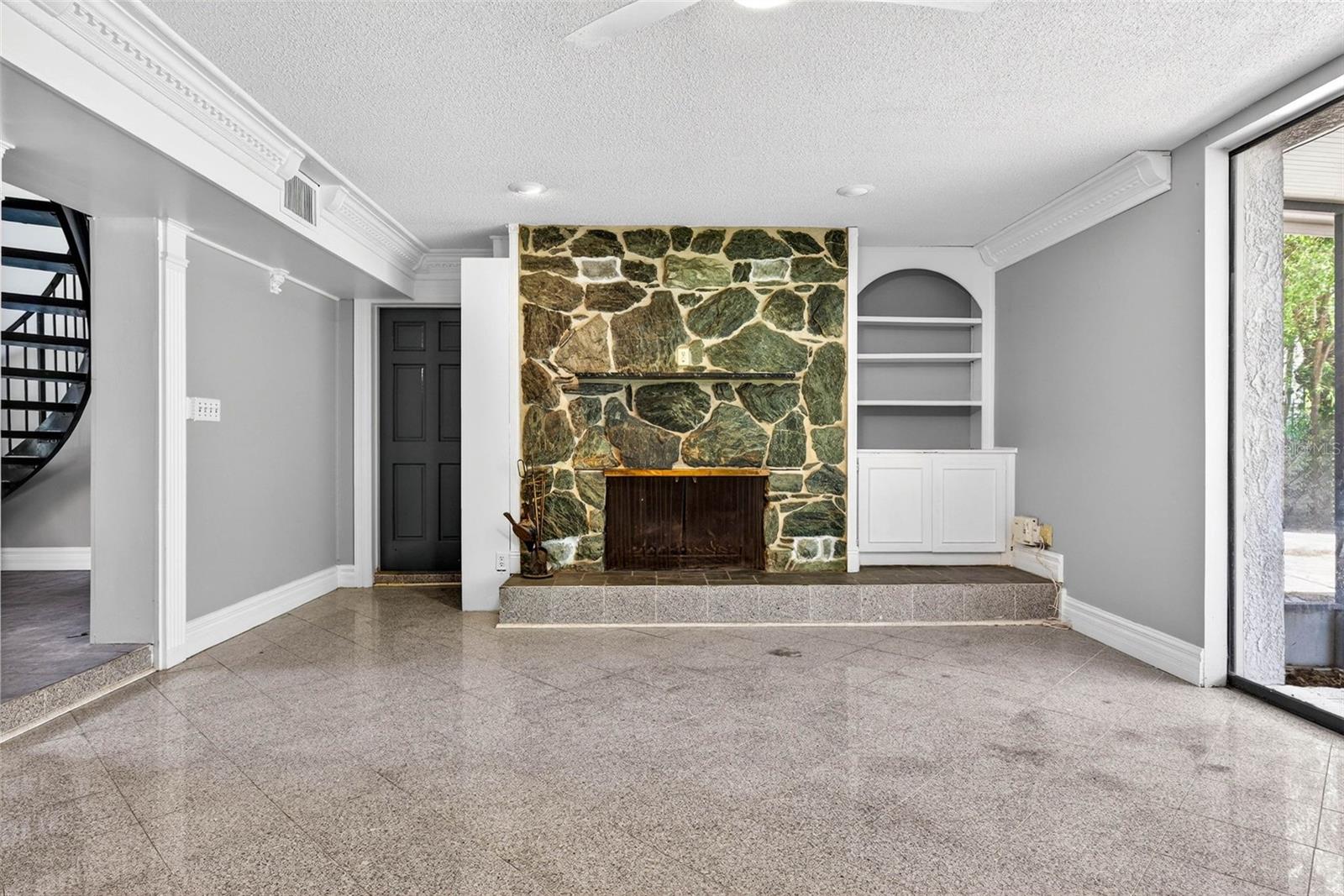 305 BANNOCKBURN AVE, TEMPLE TERRACE, FL, 33617