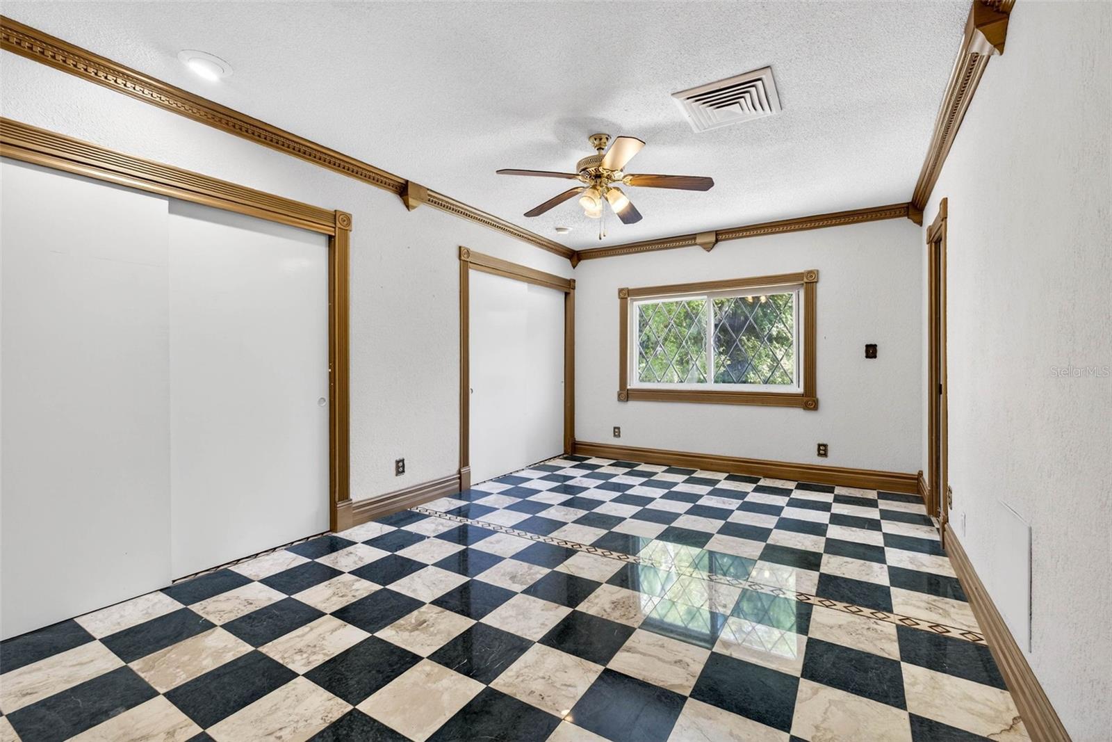 305 BANNOCKBURN AVE, TEMPLE TERRACE, FL, 33617