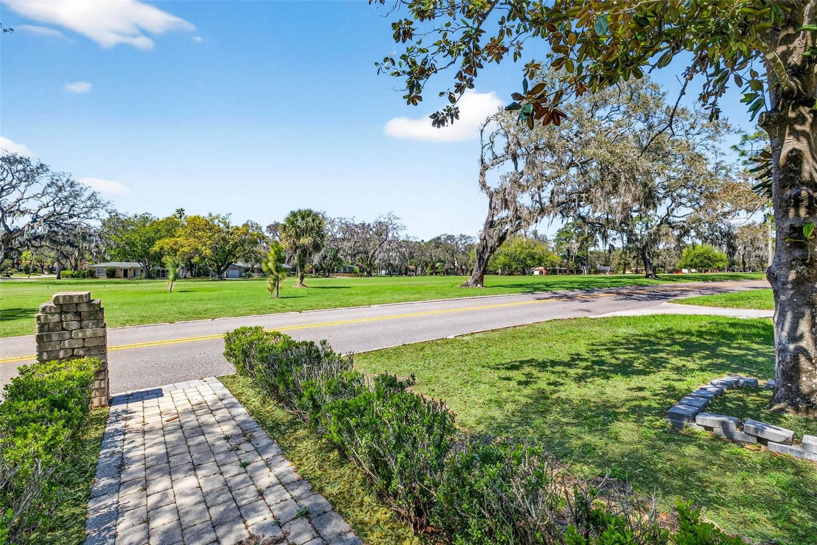 305 BANNOCKBURN AVE, TEMPLE TERRACE, FL, 33617