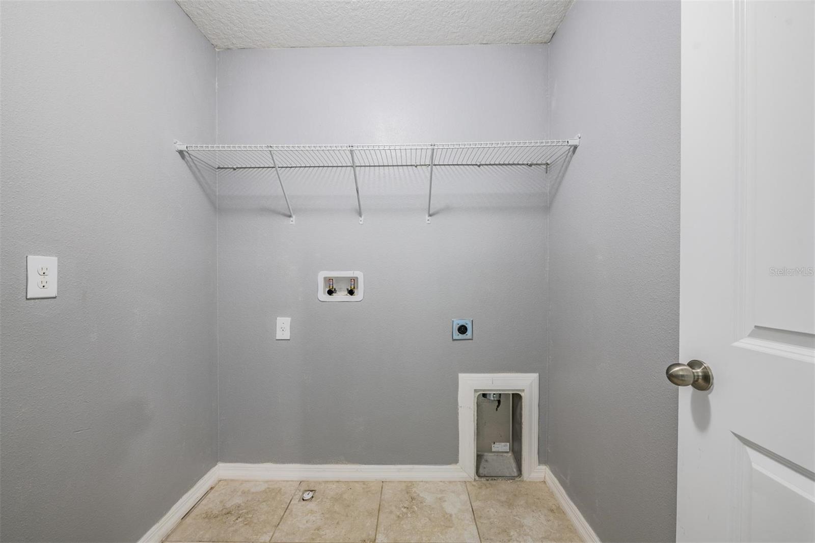 253 CASCADE BEND DR, RUSKIN, FL, 33570