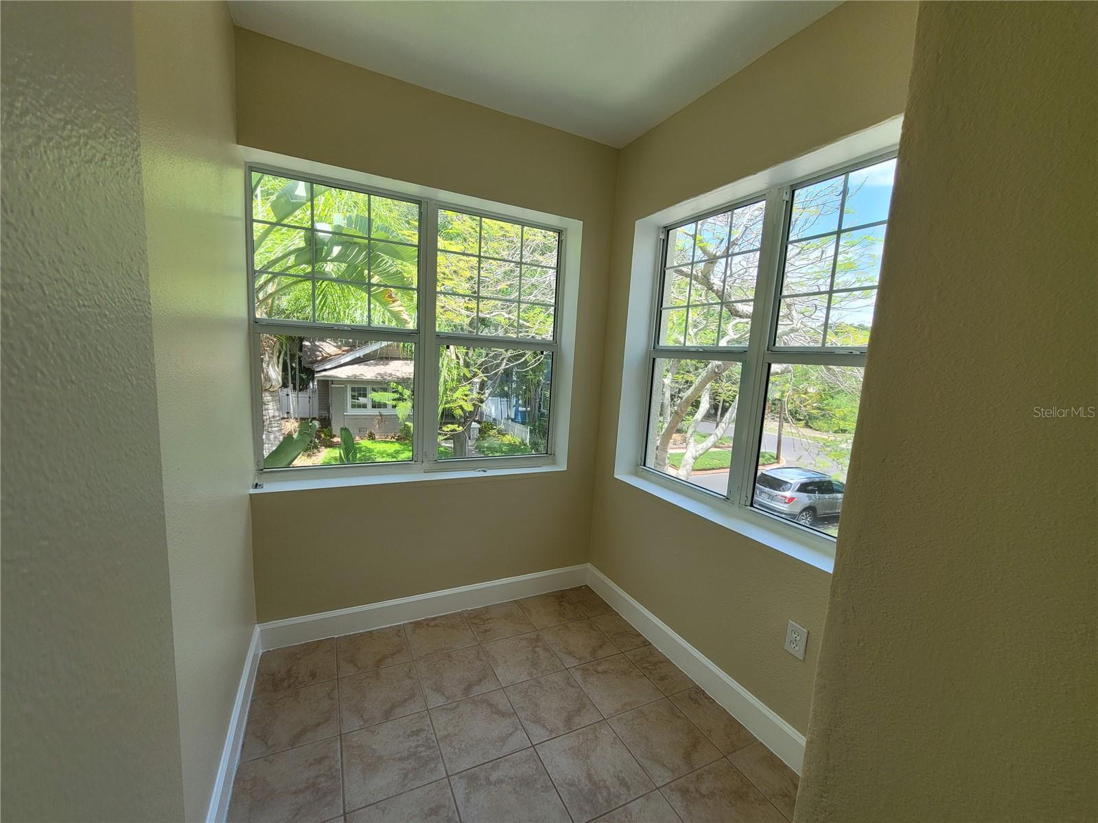 260 15TH AVE NE #NA, ST PETERSBURG, FL, 33704