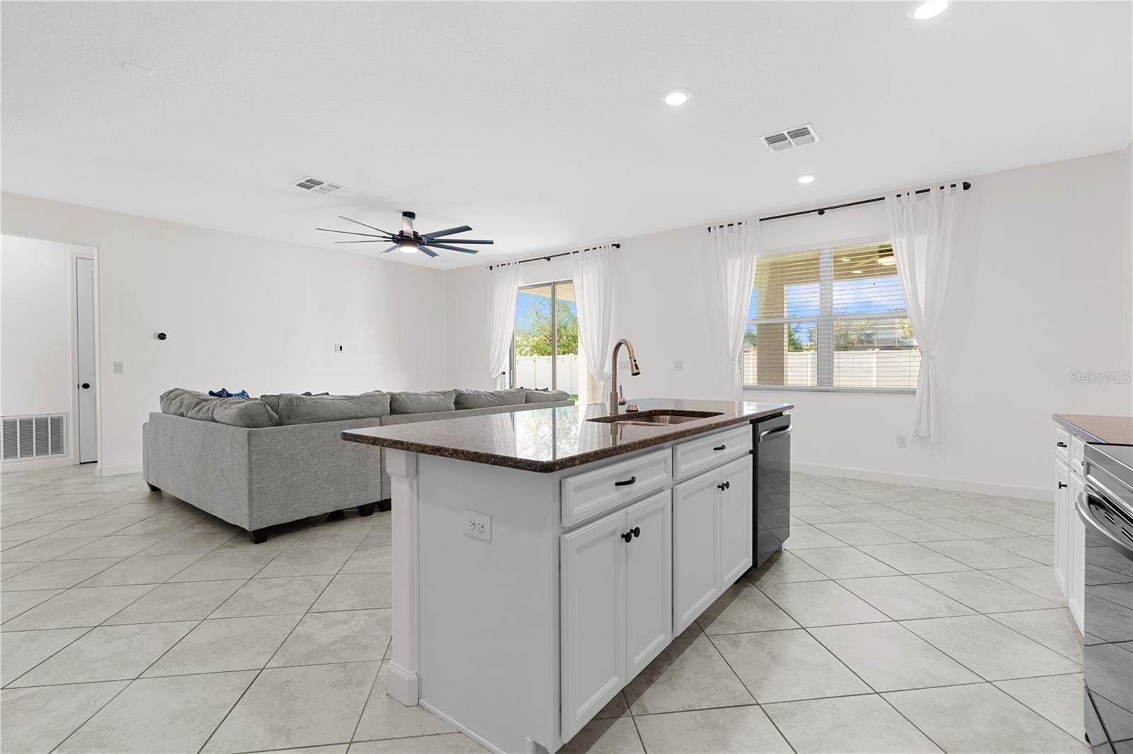 11411 CHILLY WATER CT, RIVERVIEW, FL, 33569