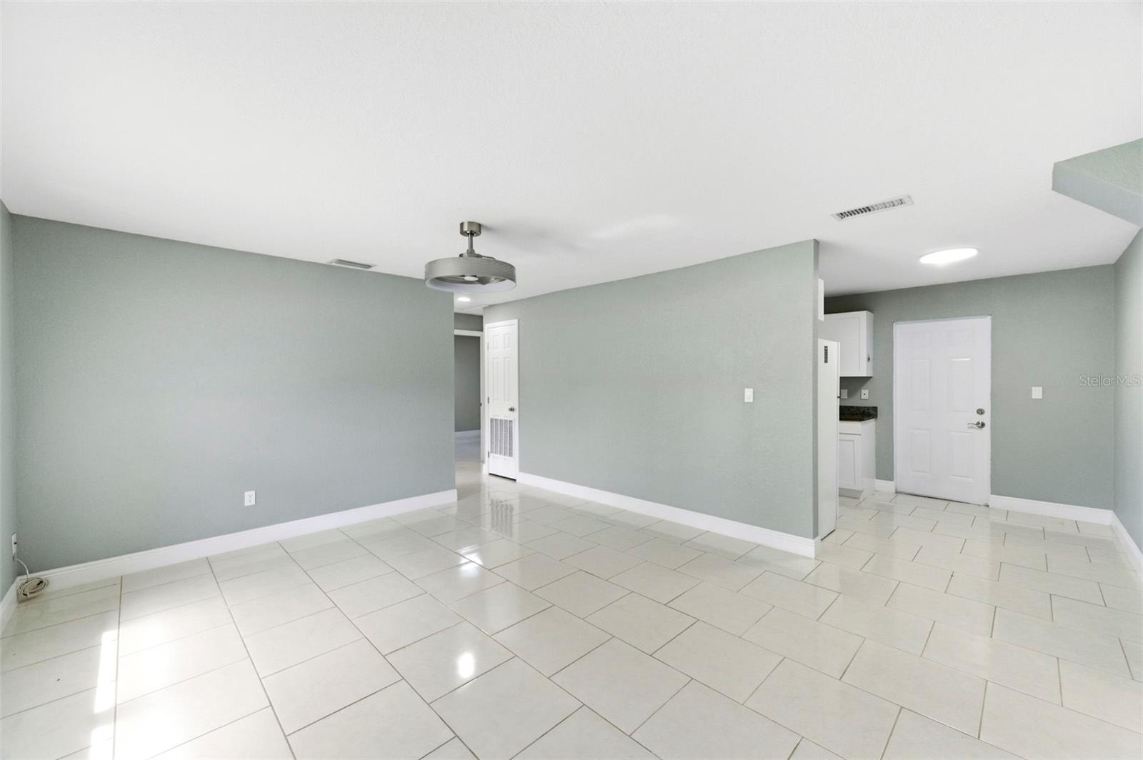 10220 N 23RD ST, TAMPA, FL, 33612