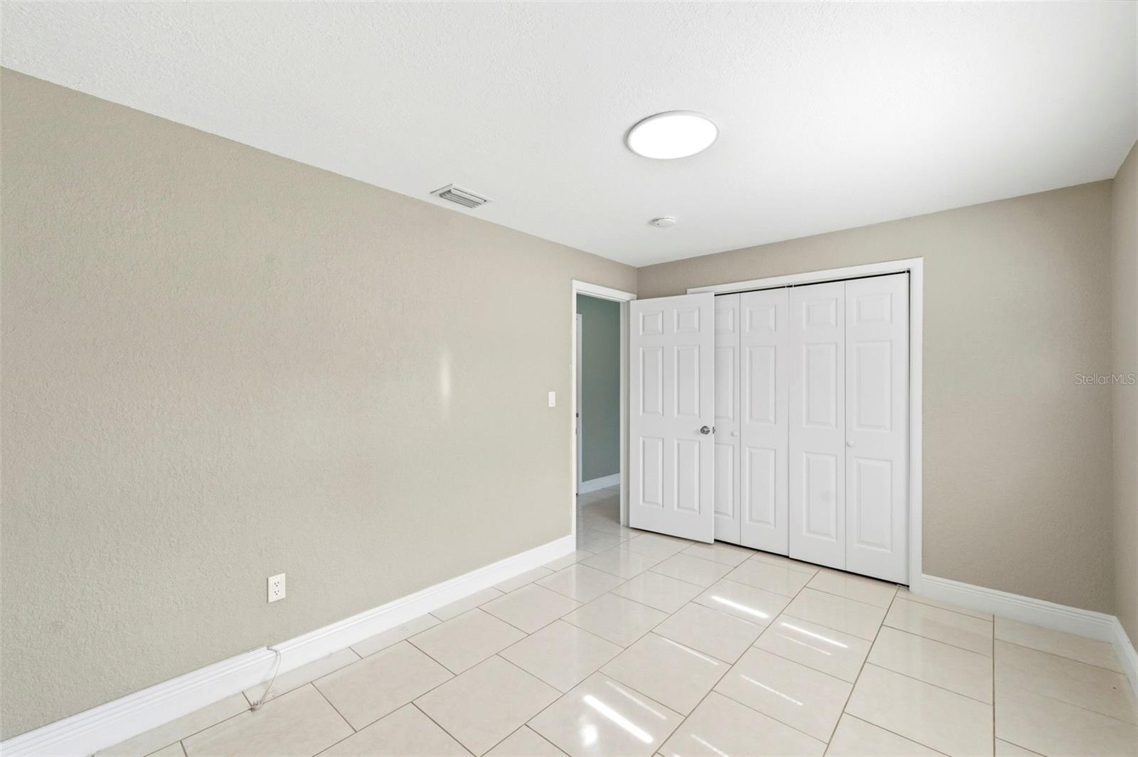 10220 N 23RD ST, TAMPA, FL, 33612