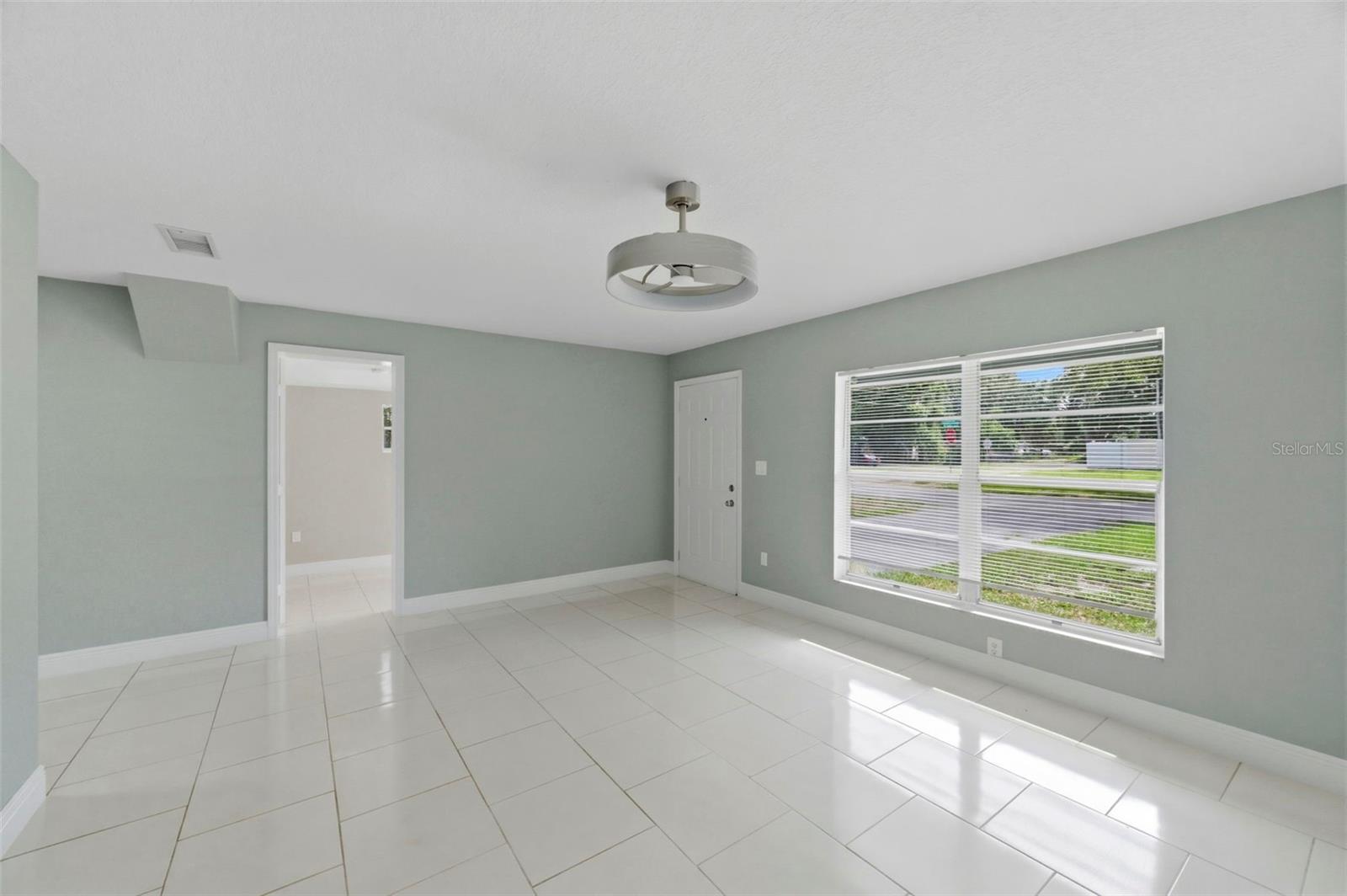 10220 N 23RD ST, TAMPA, FL, 33612