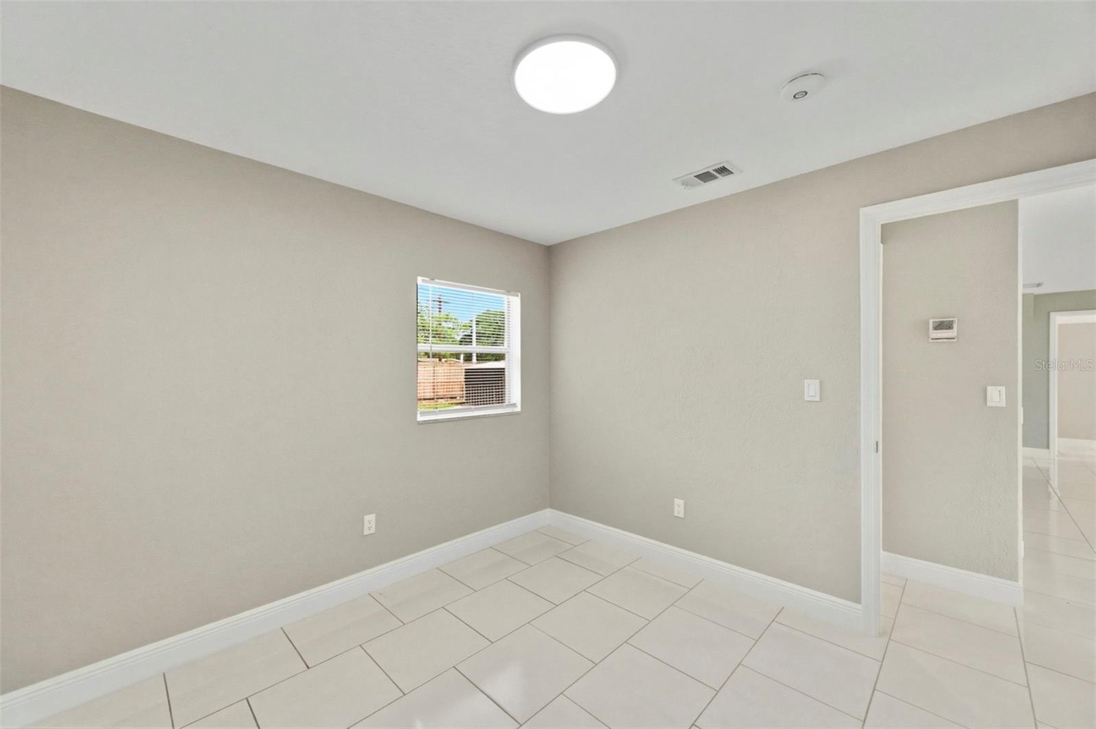 10220 N 23RD ST, TAMPA, FL, 33612