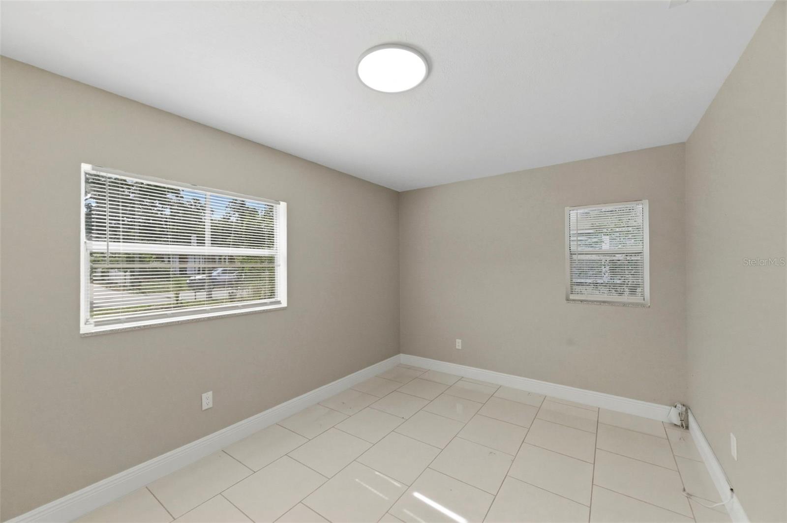 10220 N 23RD ST, TAMPA, FL, 33612