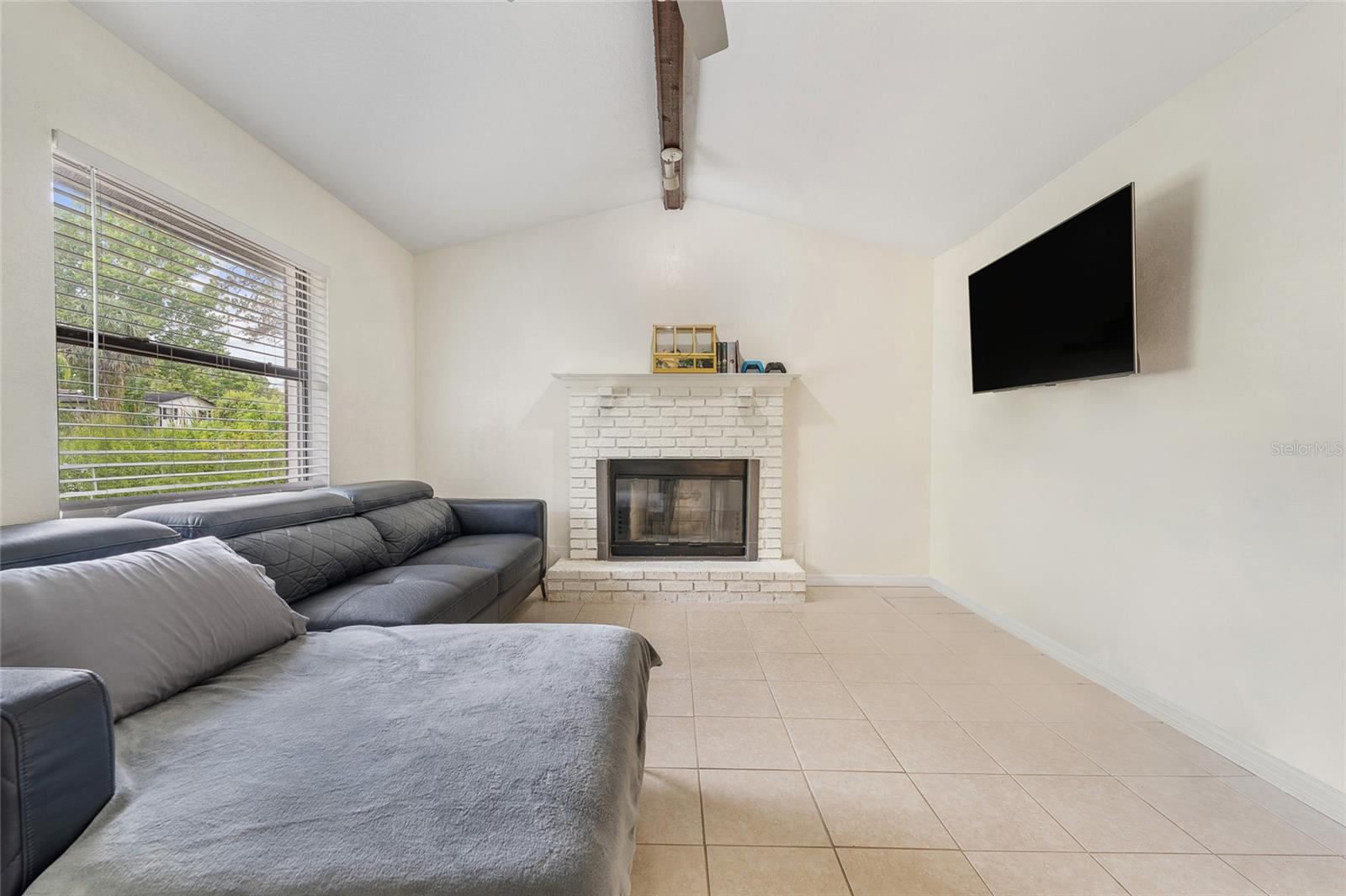 2040 E TRIANGLE DR, LONGWOOD, FL, 32779