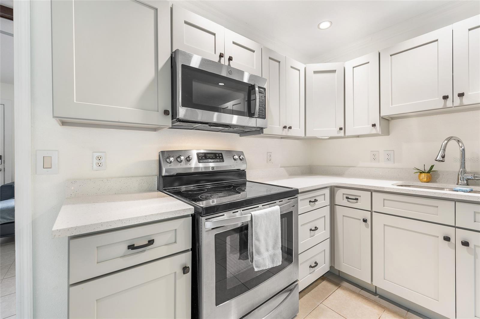 2040 E TRIANGLE DR, LONGWOOD, FL, 32779