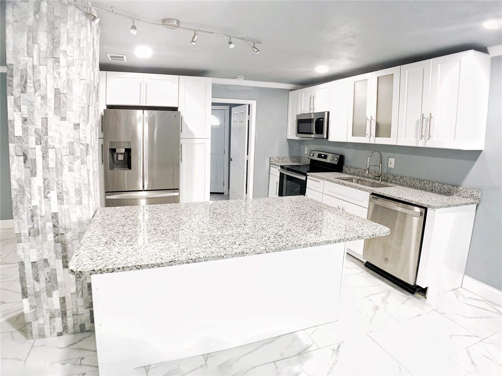 3427 16TH AVE S, ST PETERSBURG, FL, 33711