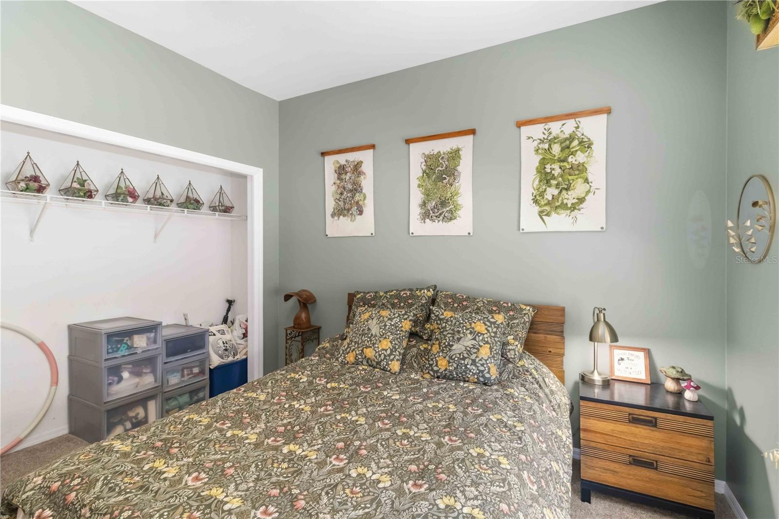 2313 HOLDEN LN, LITHIA, FL, 33547