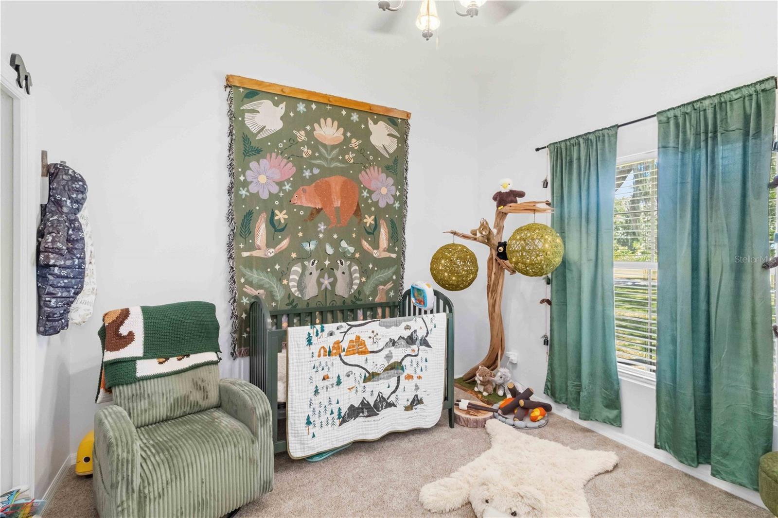 2313 HOLDEN LN, LITHIA, FL, 33547