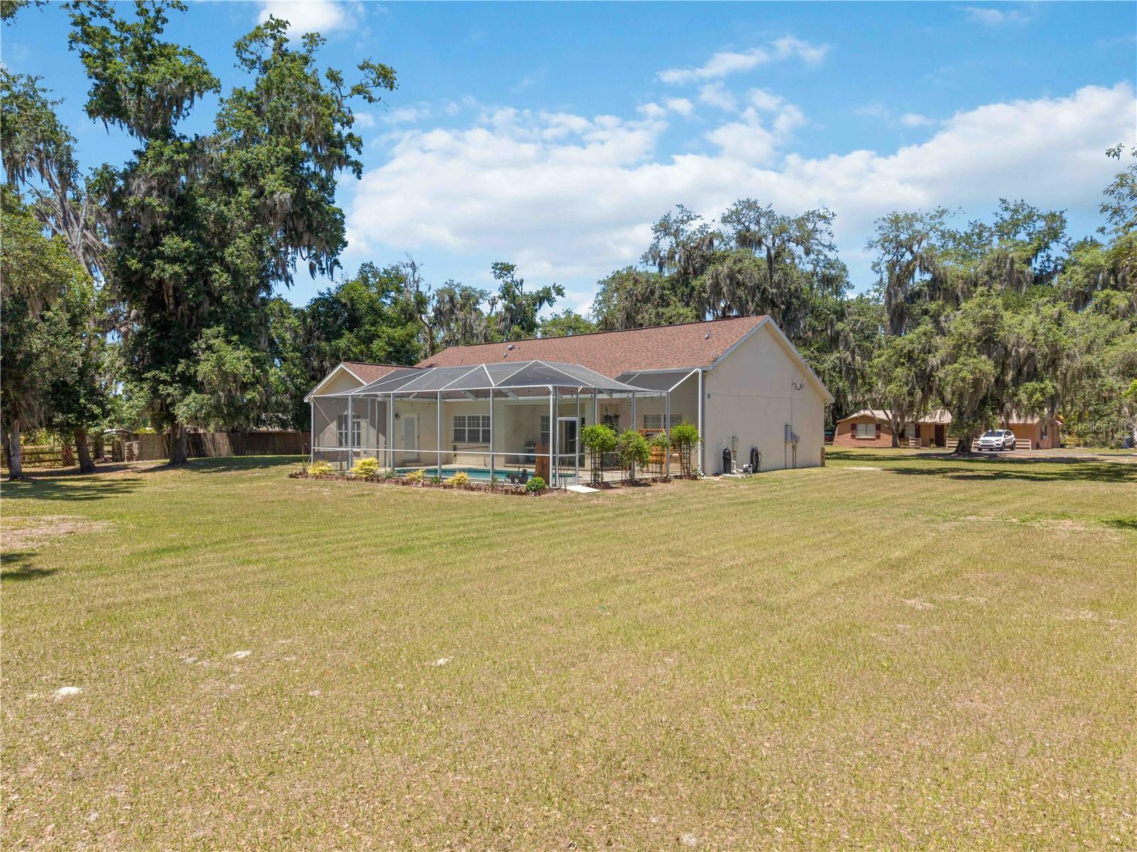 2313 HOLDEN LN, LITHIA, FL, 33547