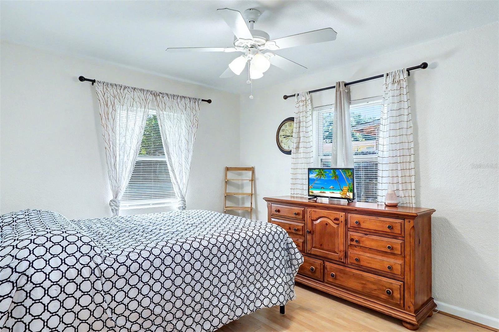 209 S AURORA AVE, CLEARWATER, FL, 33765